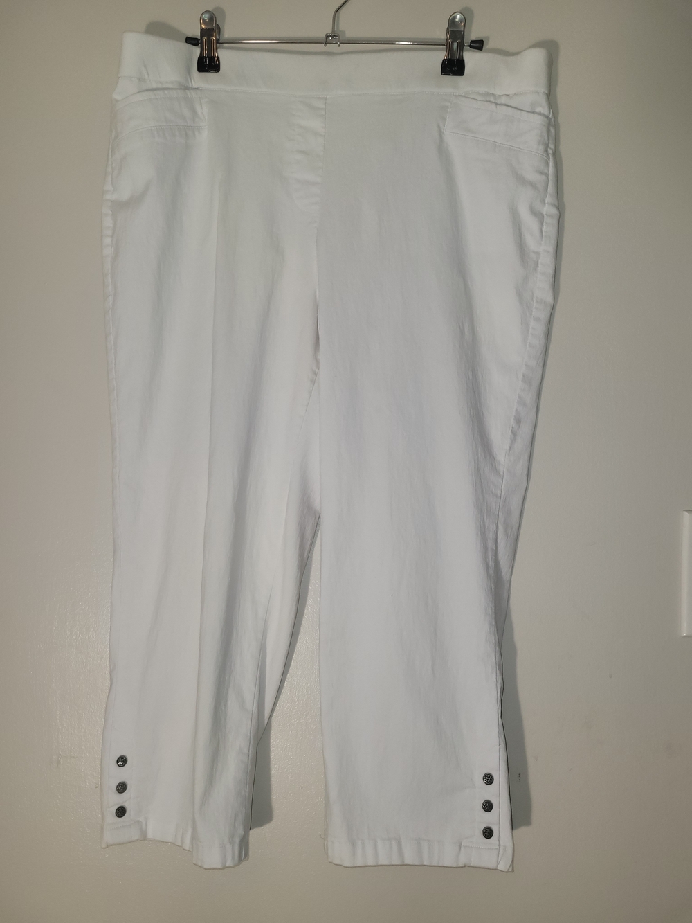 Studio Works White Cropped Stretch Pants with Hem Buttons